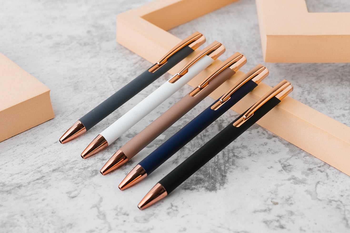 OGGI ROSE GOLD