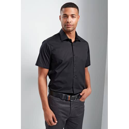 Mens Stretch Fit Cotton Poplin Short Sleeve Shirt in Detail 8 - bedruckbar und bestickbar