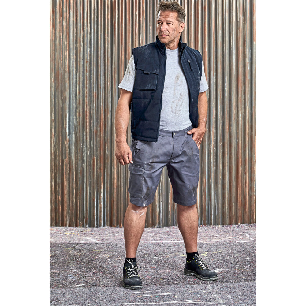 Workwear-Shorts aus Polyester-/Baumwoll-Twill in Rueckseite - bedruckbar und bestickbar